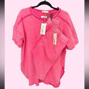 NWT Very J Acid Wash Oversized Tshirt and Bike Shorts Set in Hot Pink